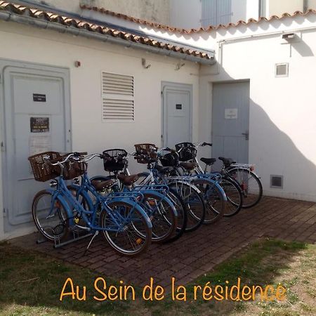 Eole, Idealement Situe Sur Le Port De St Martin De Re Saint-Martin-de-Ré Екстериор снимка