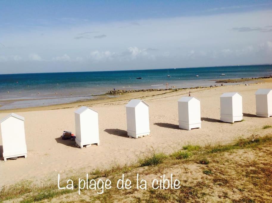 Eole, Idealement Situe Sur Le Port De St Martin De Re Saint-Martin-de-Ré Екстериор снимка