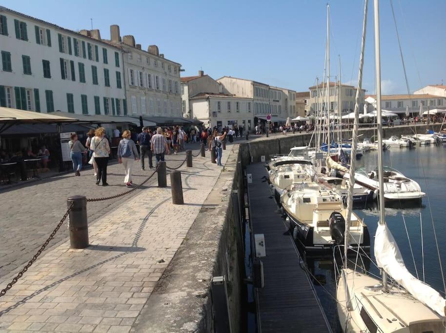 Eole, Idealement Situe Sur Le Port De St Martin De Re Saint-Martin-de-Ré Екстериор снимка