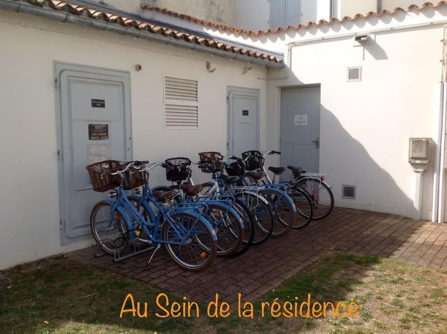 Eole, Idealement Situe Sur Le Port De St Martin De Re Saint-Martin-de-Ré Екстериор снимка