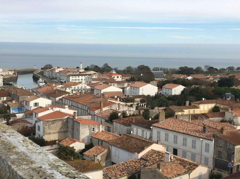 Eole, Idealement Situe Sur Le Port De St Martin De Re Saint-Martin-de-Ré Екстериор снимка